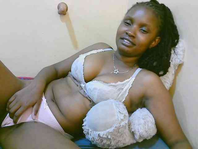 sexybounty2 webcam
