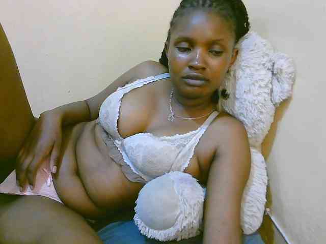 sexybounty2 webcam