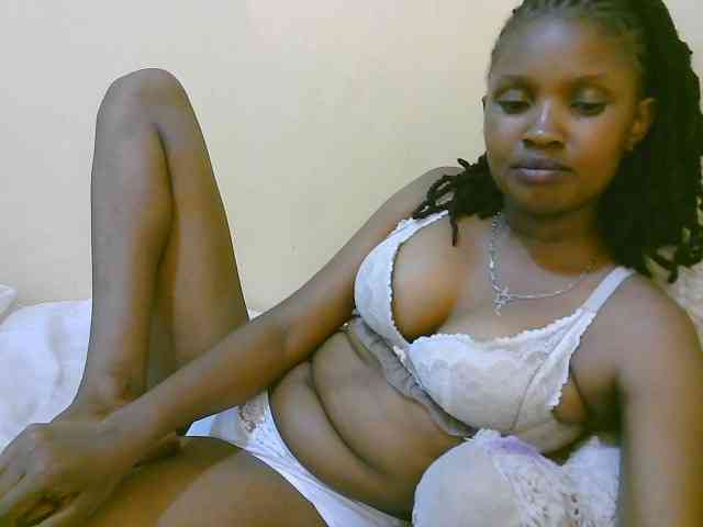 sexybounty2 webcam