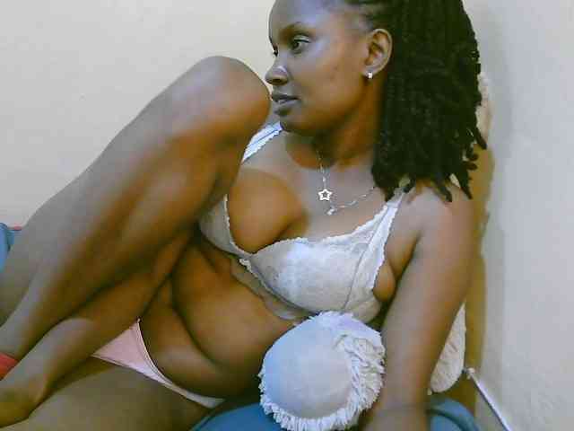 sexybounty2 webcam