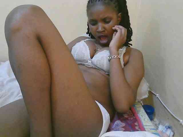 sexybounty2 webcam