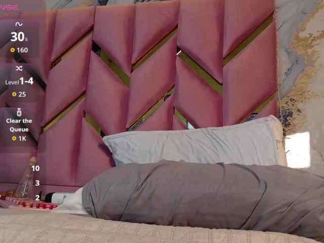 curvybrunnett webcam