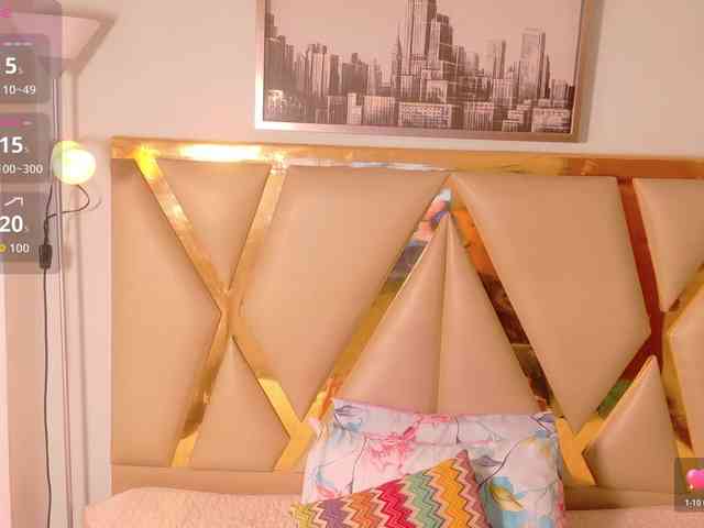 curvybrunnett webcam