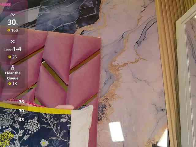 curvybrunnett webcam