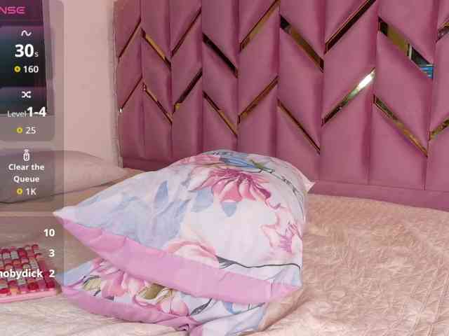 curvybrunnett webcam