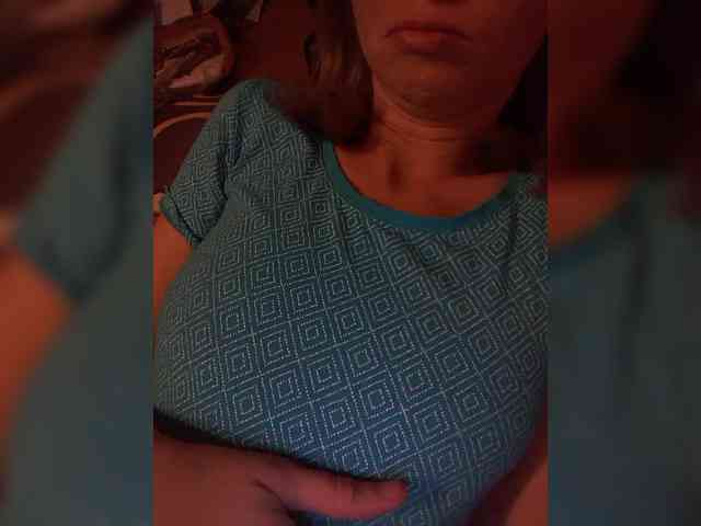 Lena-33 webcam