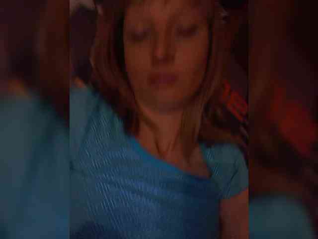 Lena-33 webcam