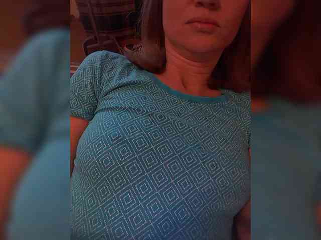 Lena-33 webcam