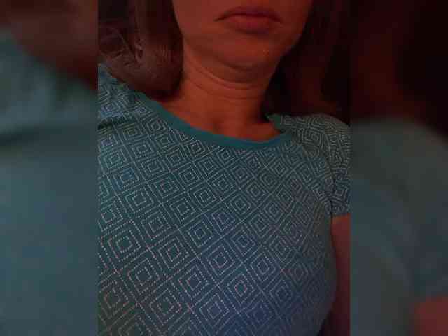 Lena-33 webcam