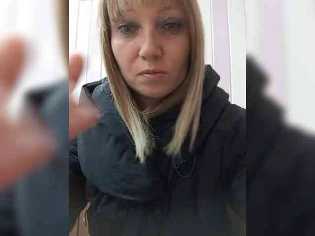 Lena-33 webcam