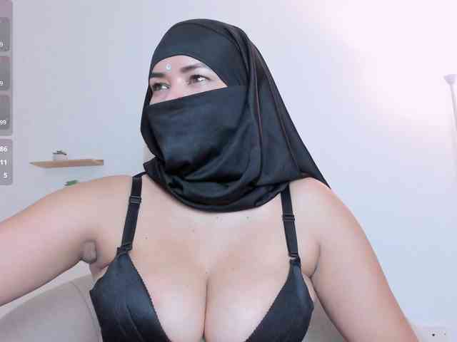 Layla-arabelle webcam