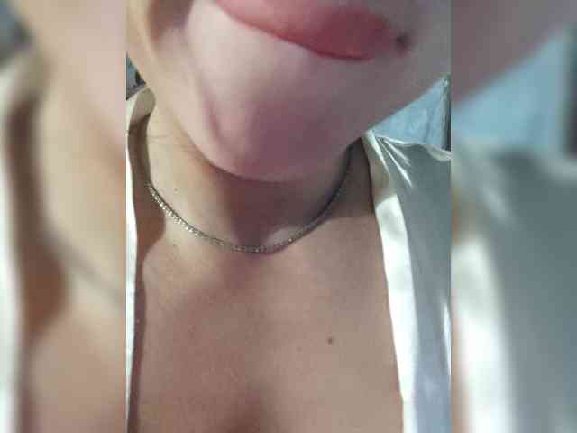Zlata007 webcam