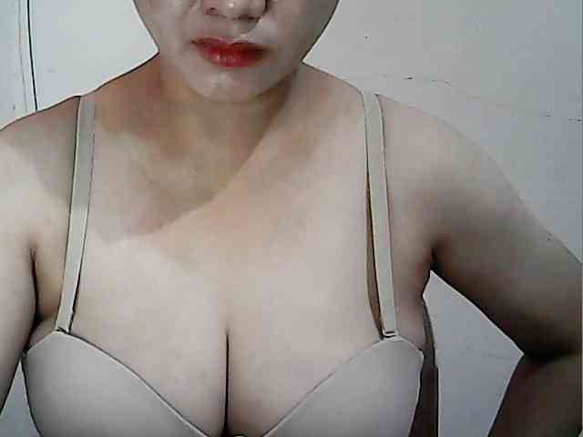 hotbabyasian webcam