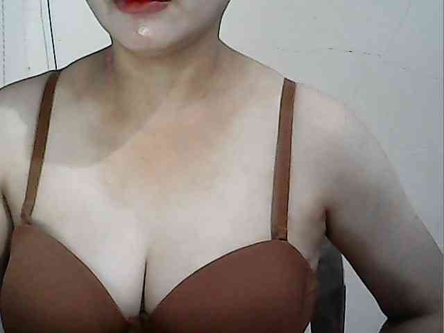hotbabyasian webcam