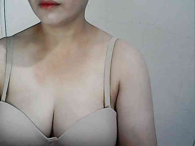 hotbabyasian webcam