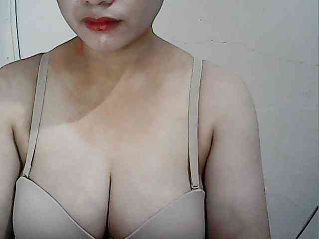 hotbabyasian webcam
