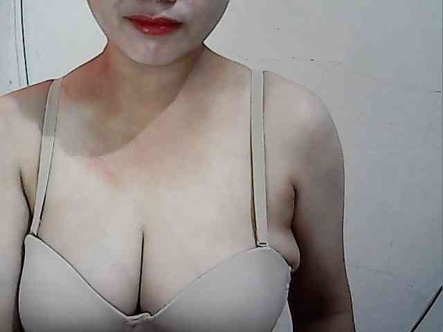 hotbabyasian webcam