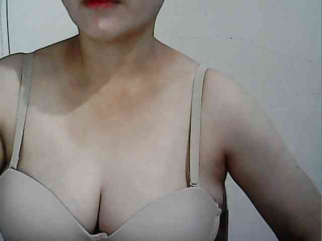 hotbabyasian webcam