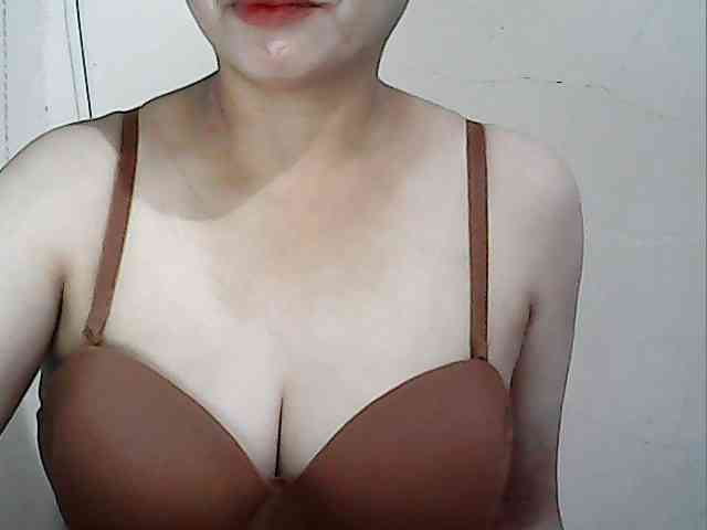 hotbabyasian webcam