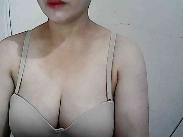 hotbabyasian webcam