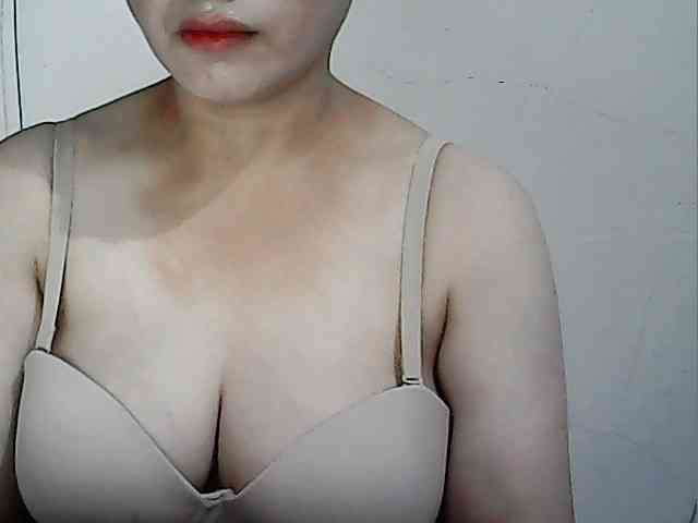hotbabyasian webcam