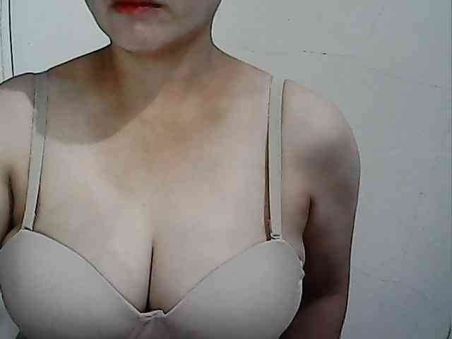 hotbabyasian webcam