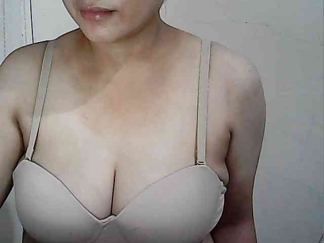 hotbabyasian webcam