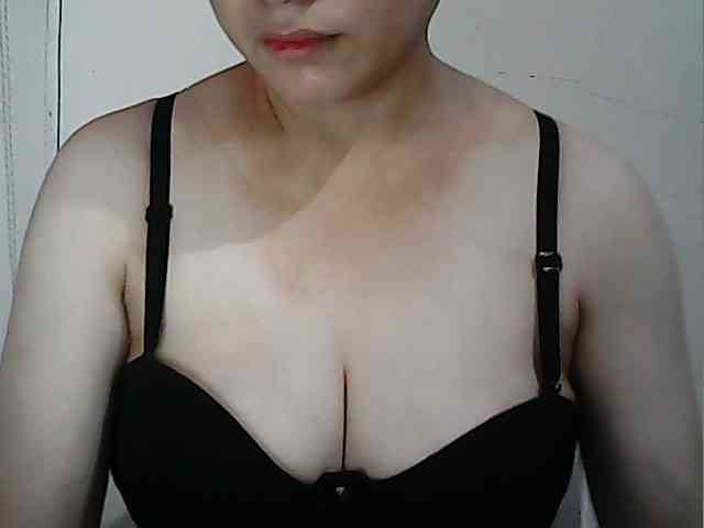 hotbabyasian webcam