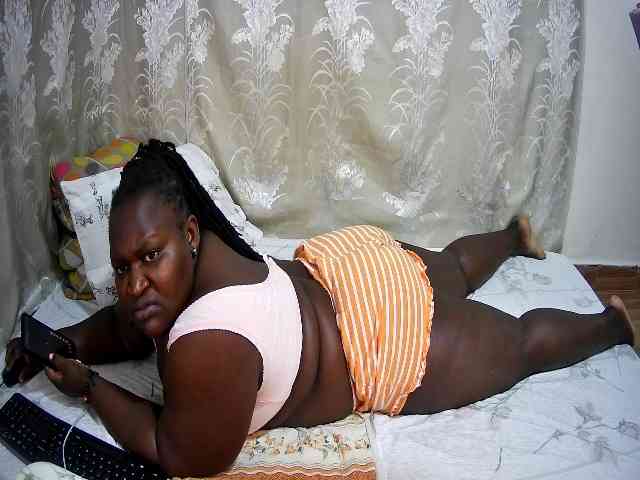 chubby-pritty webcam