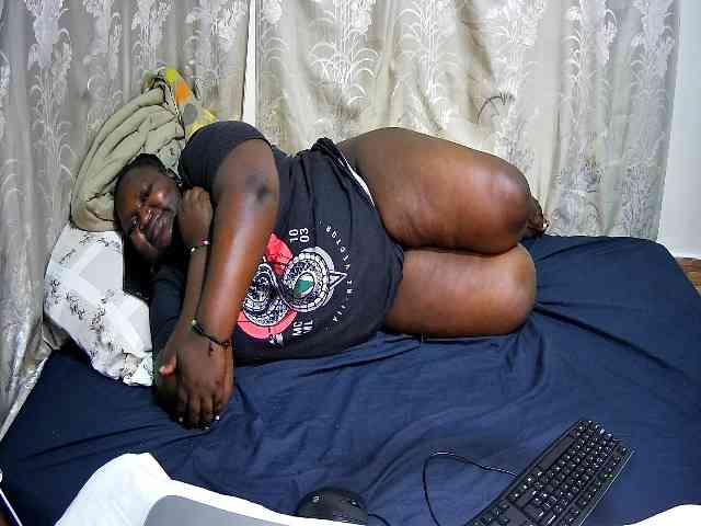 chubby-pritty webcam