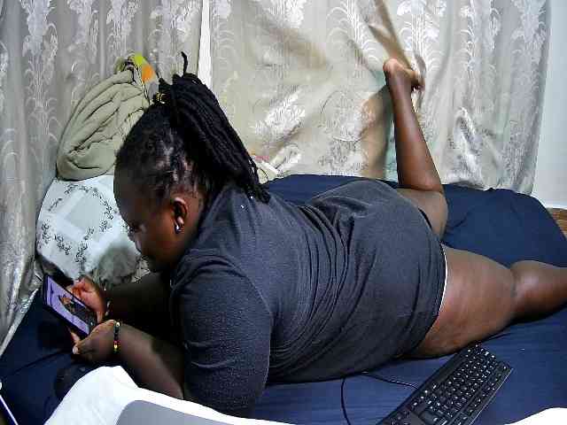 chubby-pritty webcam