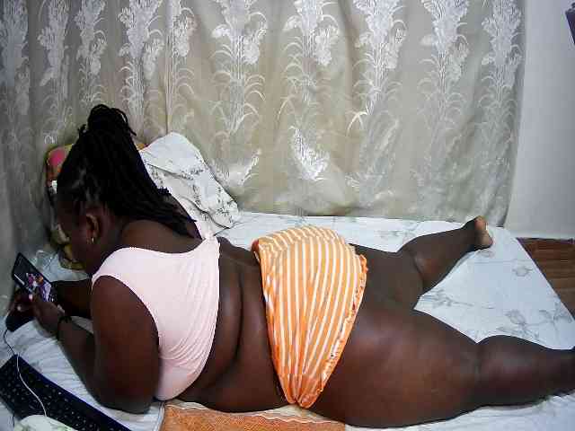 chubby-pritty webcam