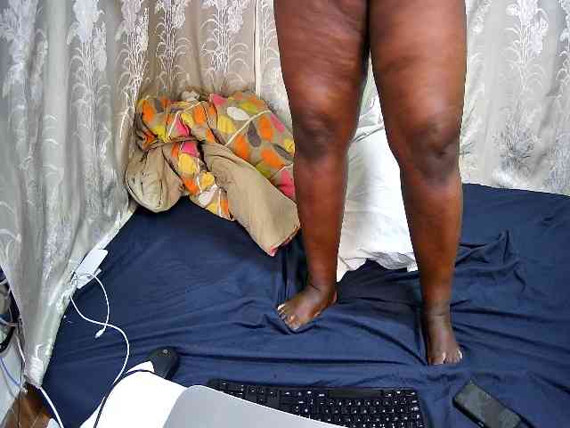 chubby-pritty webcam