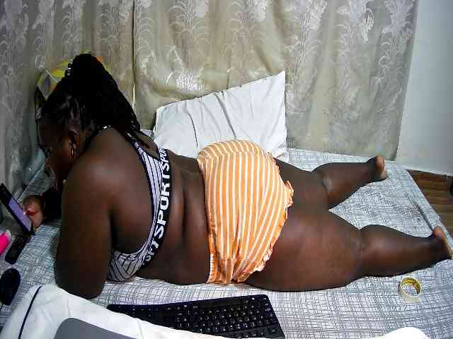 chubby-pritty webcam