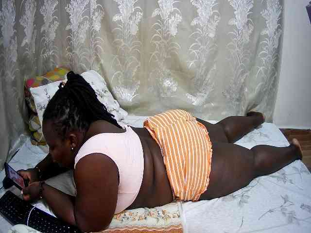 chubby-pritty webcam
