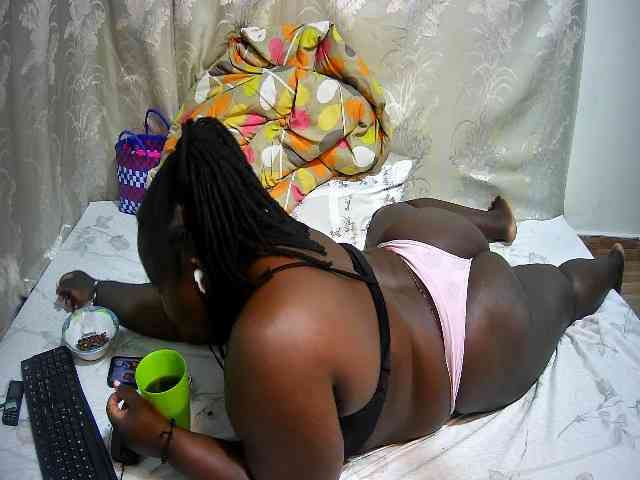chubby-pritty webcam