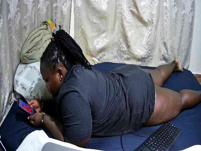 chubby-pritty webcam