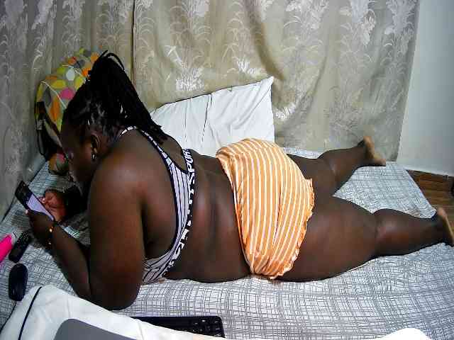 chubby-pritty webcam