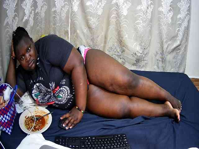 chubby-pritty webcam