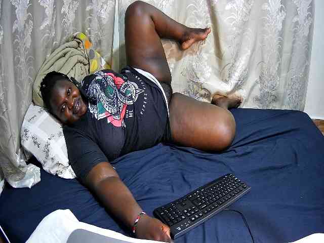 chubby-pritty webcam