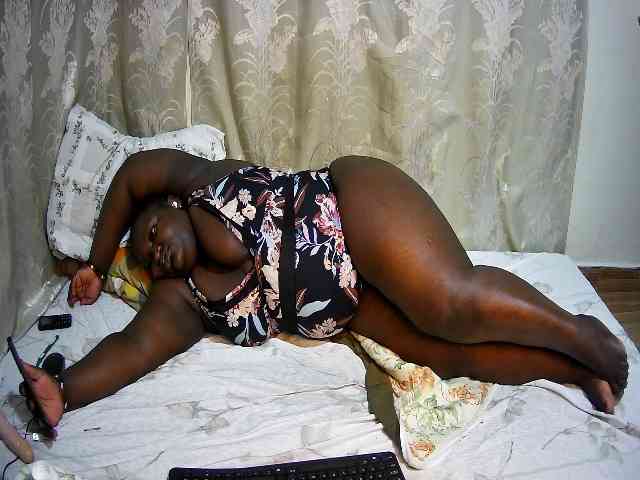 chubby-pritty webcam