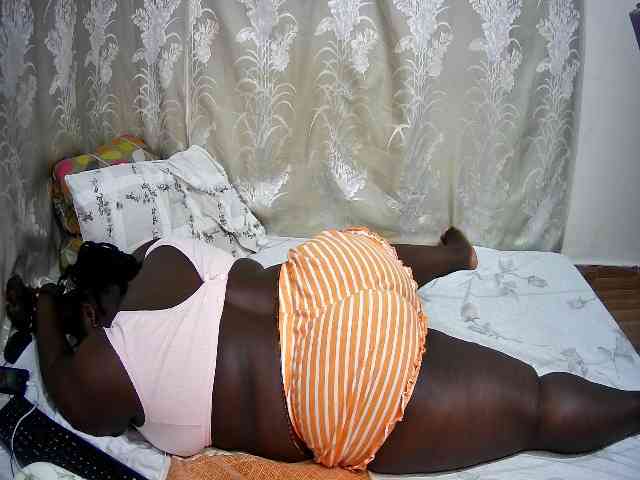chubby-pritty webcam