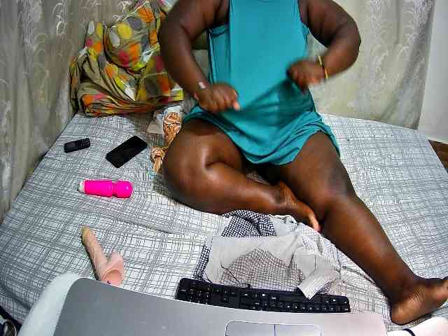 chubby-pritty webcam