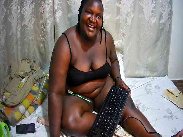 chubby-pritty webcam