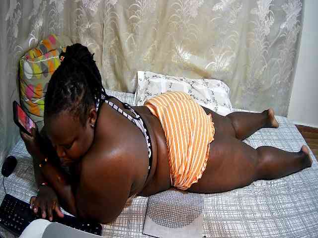chubby-pritty webcam