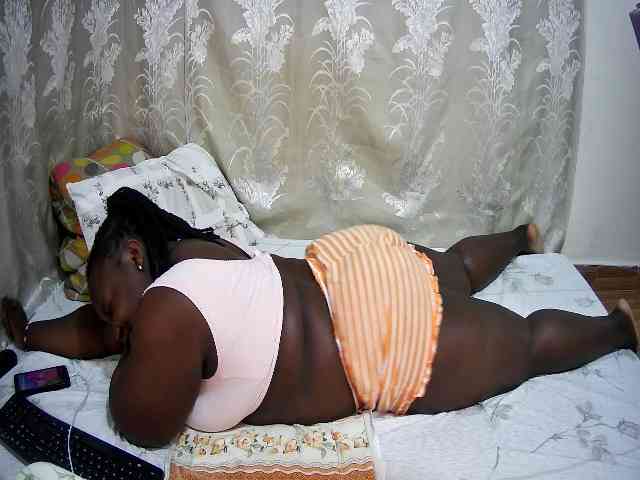 chubby-pritty webcam
