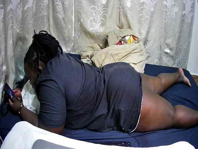 chubby-pritty webcam