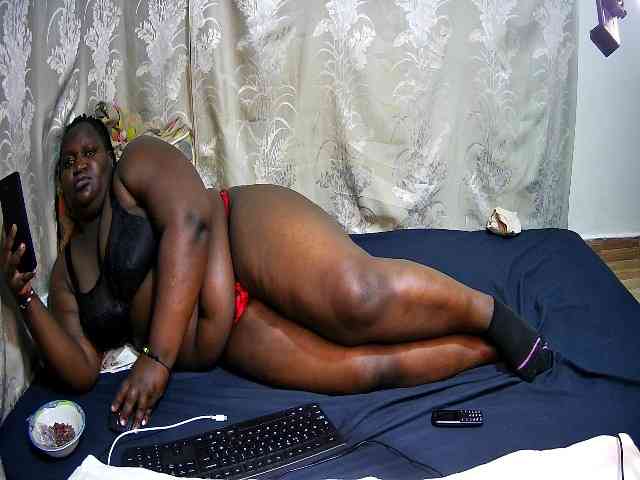 chubby-pritty webcam