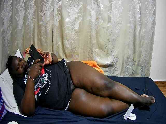 chubby-pritty webcam