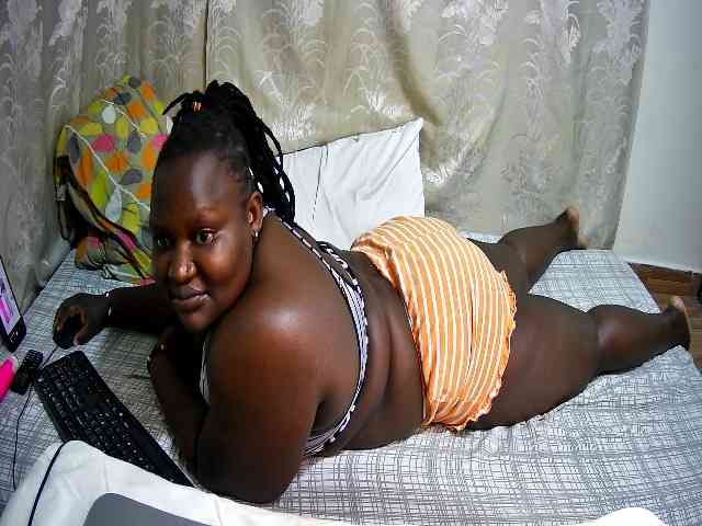 chubby-pritty webcam